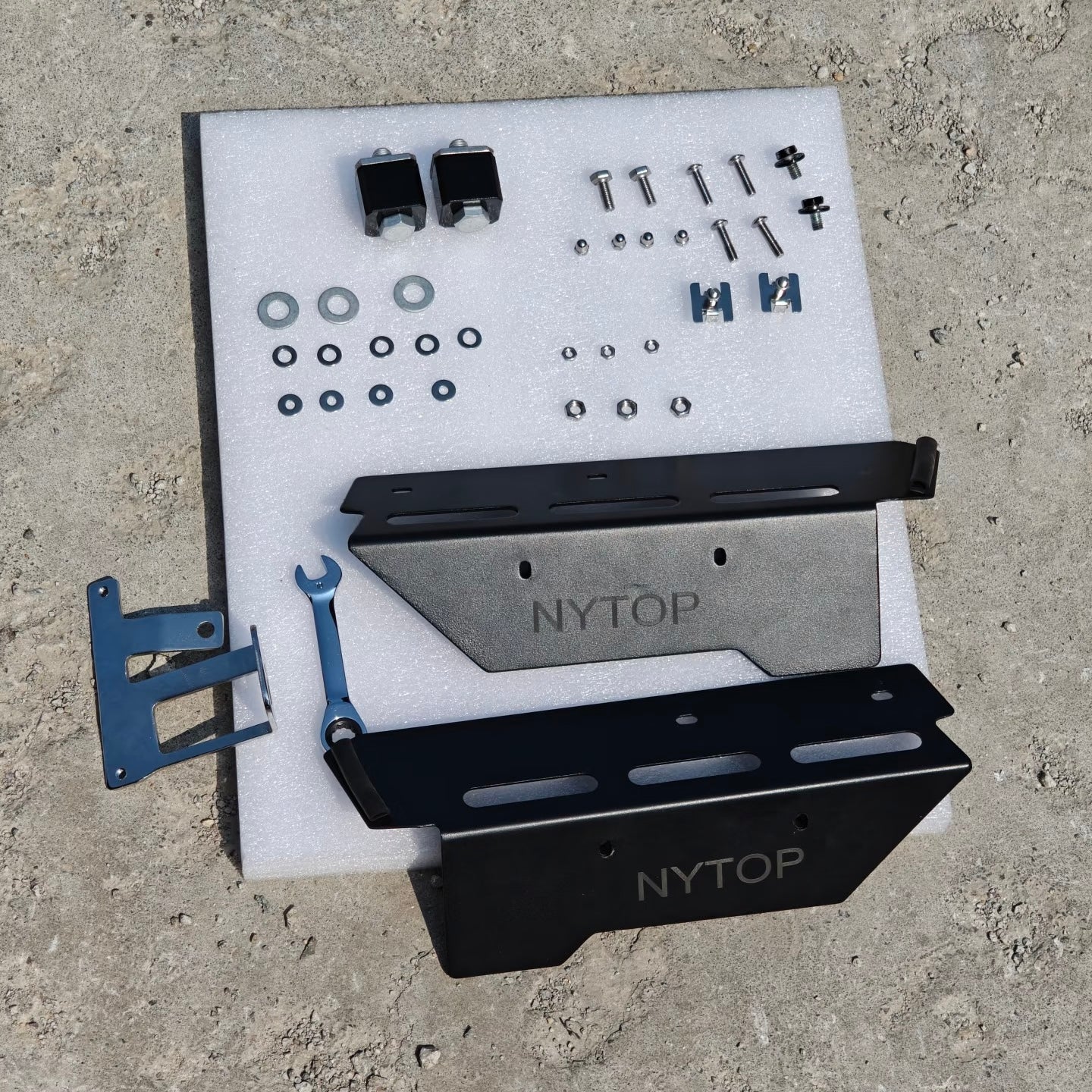 2024-Current Toyota Land Cruiser Ditch Light Mount