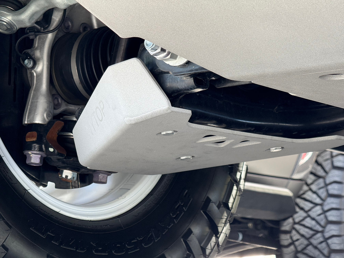 2024-Current Lexus GX550/Toyota Land Cruiser Lower Control Arm Skid Plate Kit