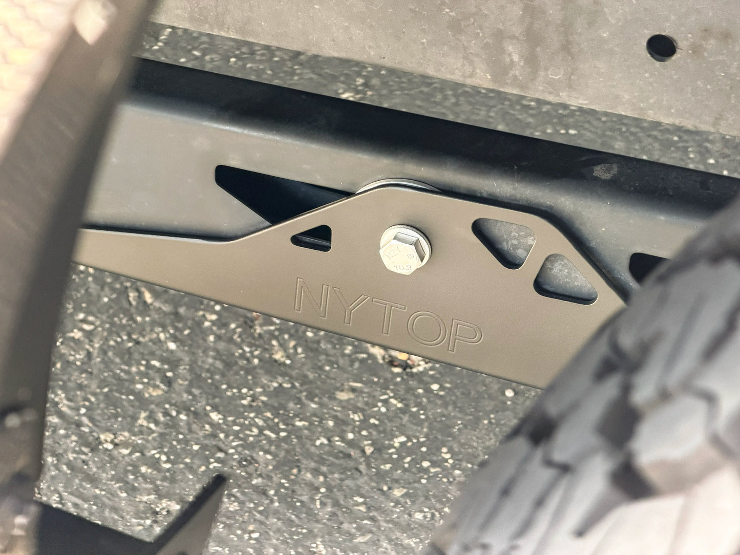 2021-Current Ford F-150 Raptor Lower Trailing Arm Skid Plate Kit